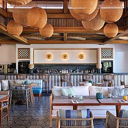 ホテル Myconian Sunrise Relais & Chateaux Mykonos Town