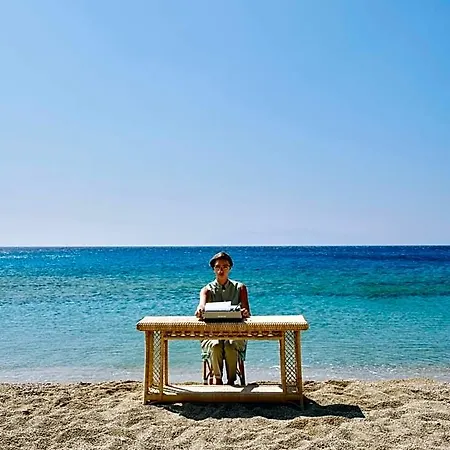 Otel Myconian Sunrise Relais & Chateaux 5*